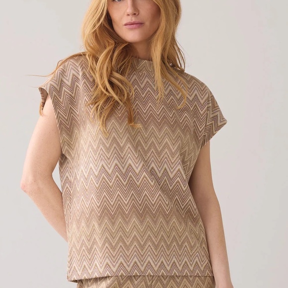 SUMMUM Cap sleeve Jacquard Top - Picture 3 of 8